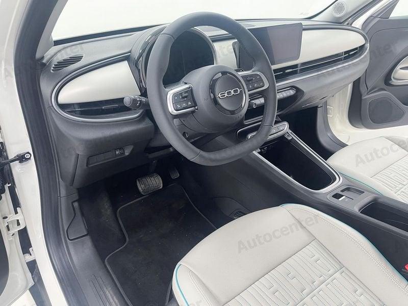 FIAT 600 1.2 hybrid La Prima 110cv auto