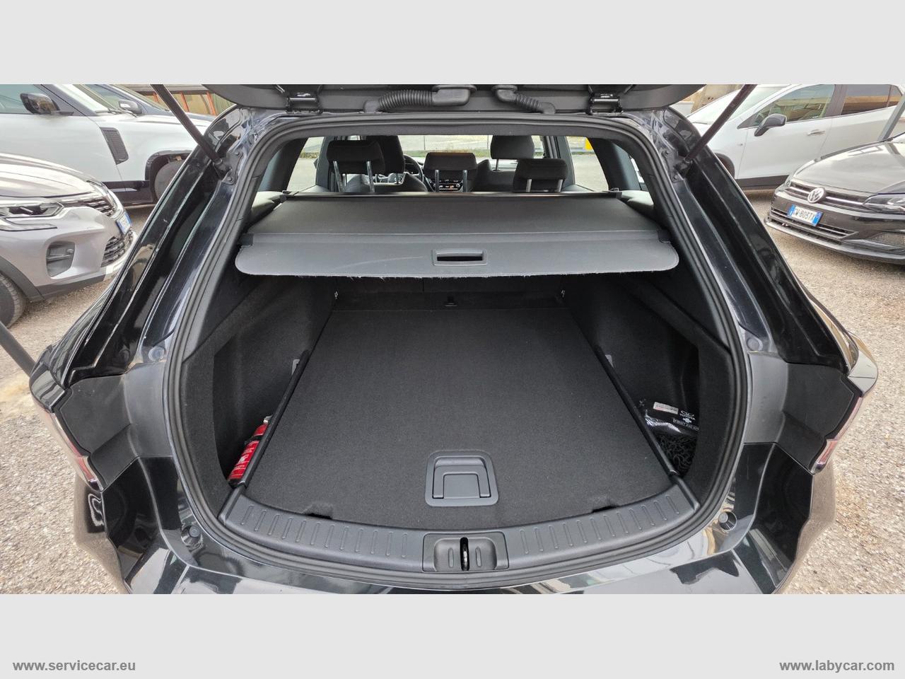 TOYOTA Corolla TS 1.8 Hybrid Style