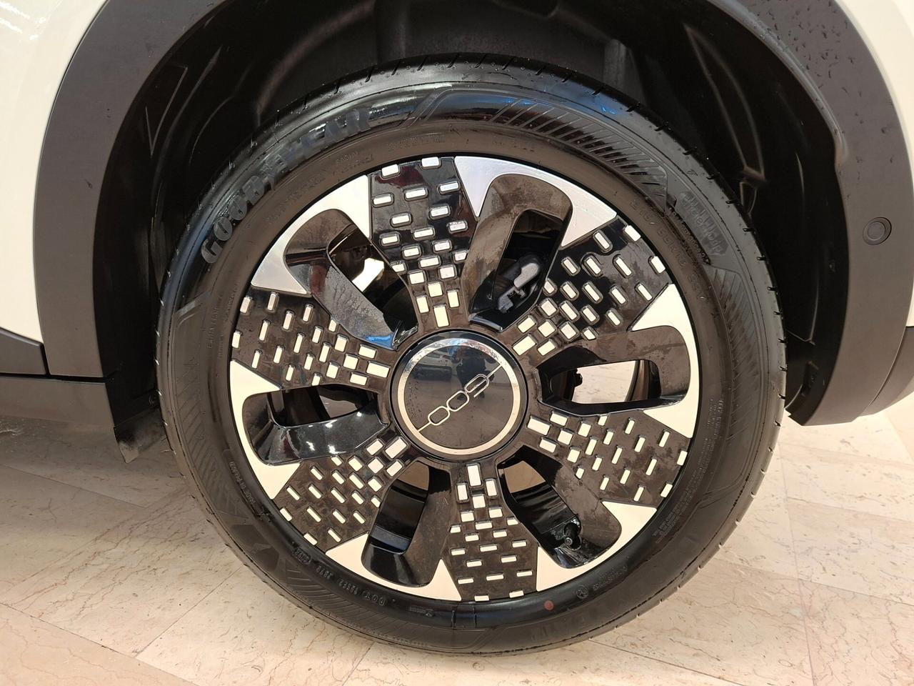 Fiat 600 Hybrid 136 CV DCT MHEV La Prima