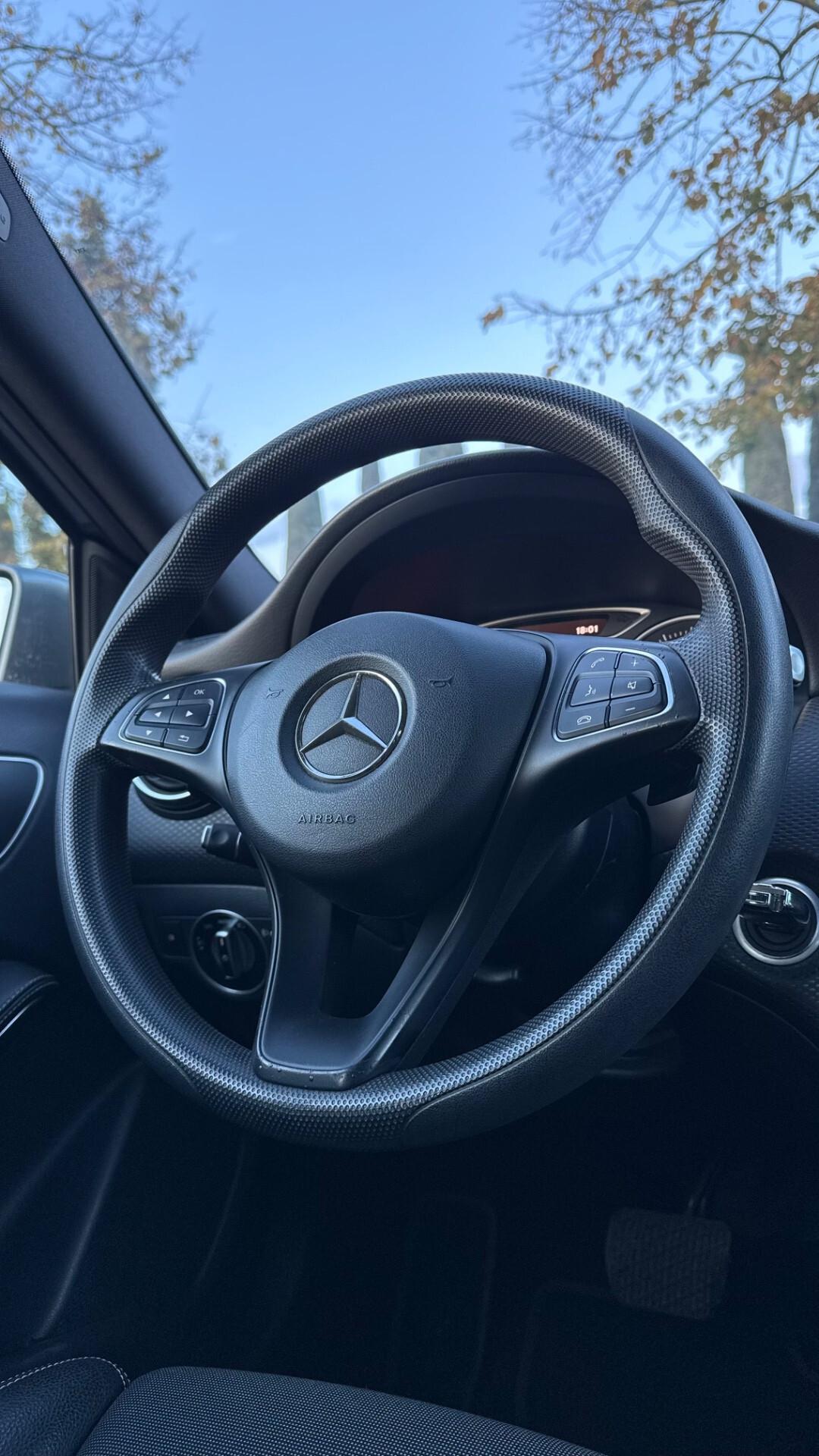 Mercedes-benz Classe A180d Business – 2016