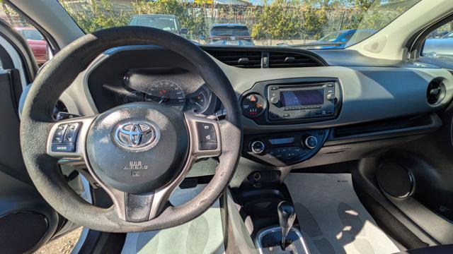 TOYOTA Yaris Hybrid Cool 1.5cc 72cv AUTOMATICA CLIMATIZZATORE