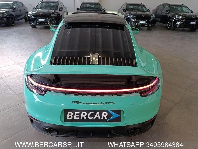 Porsche 911 Carrera 4 GTS