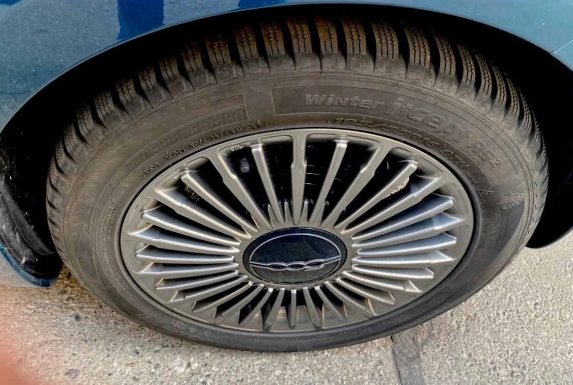 Fiat 500 500e Berlina 42 kWh La Prima