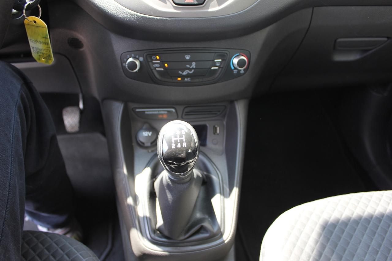 Ford Tourneo Courier FORD TOURNEO COURIER 1.5 DCI 75CV PREZZO FINITO NO PIU IVA