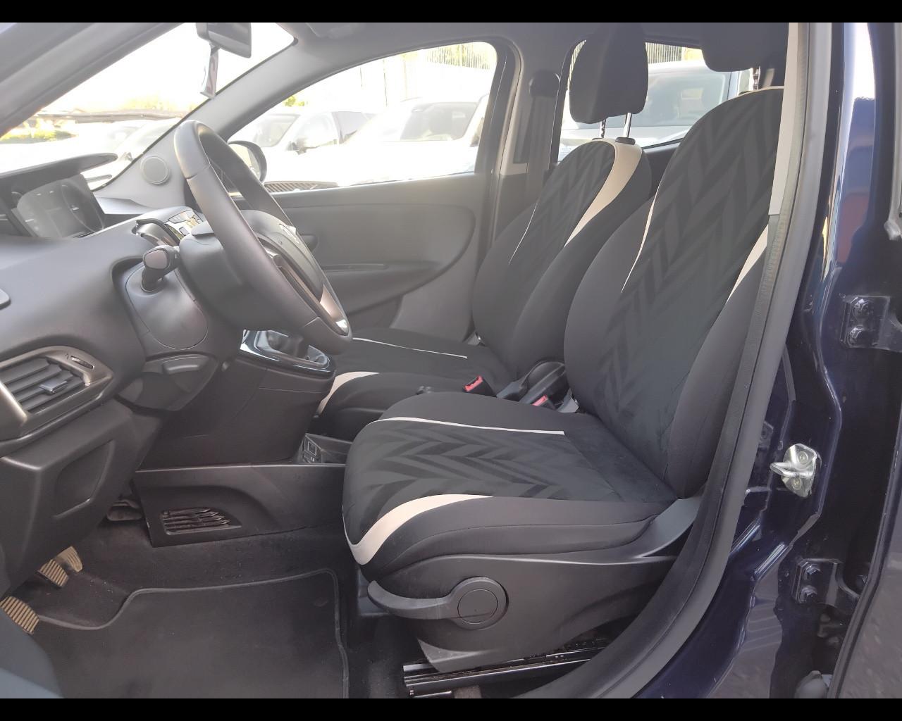 LANCIA Ypsilon III 2015 - Ypsilon 1.2 Gold 69cv my16