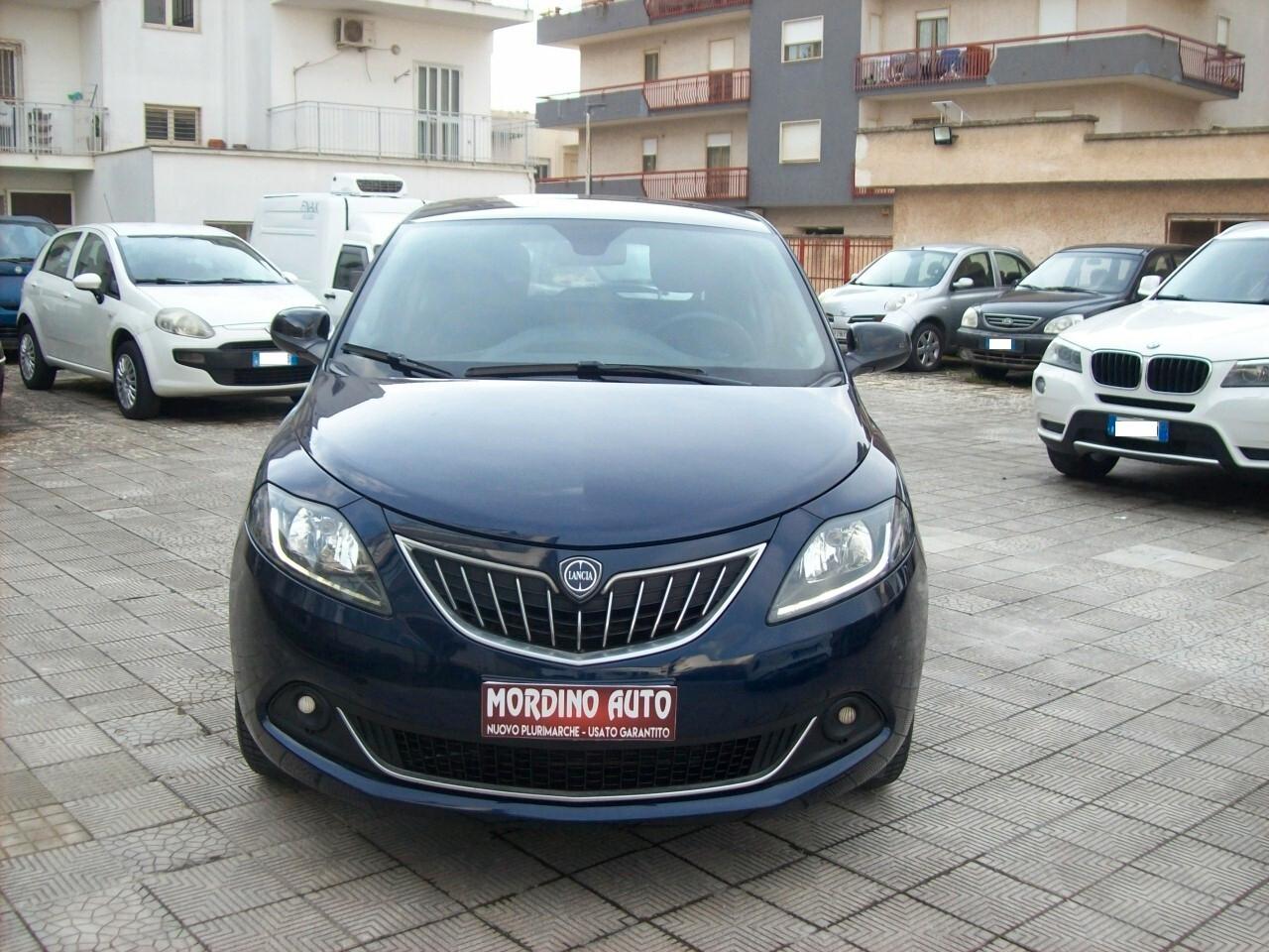Lancia Ypsilon 1.0 FireFly 5 porte S&S Hybrid Ecochic Gold