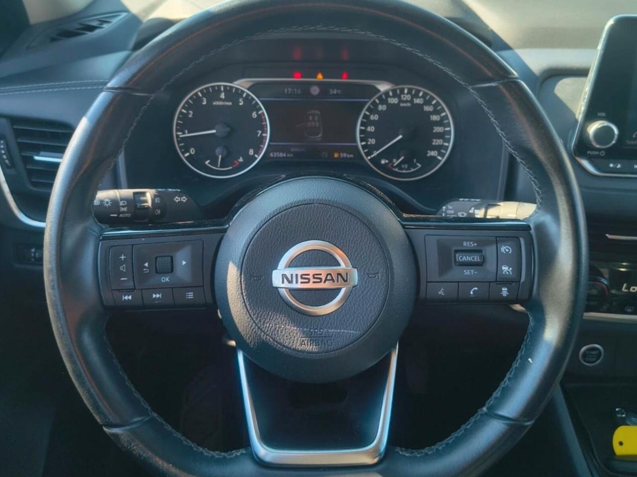 Nissan Qashqai MHEV 140 CV Business