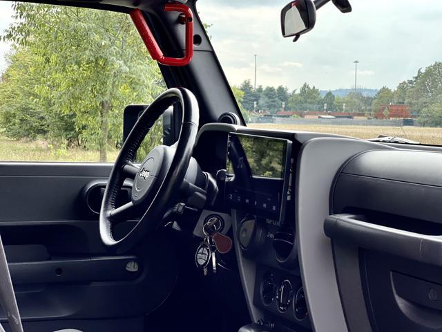 JEEP Wrangler Unlimited 2.8 CRD Sport Auto
