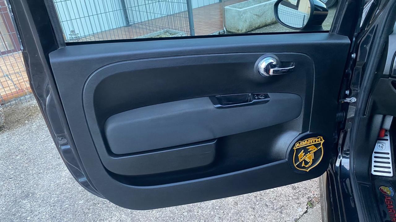 Abarth 500 1.4 Turbo T-Jet Custom