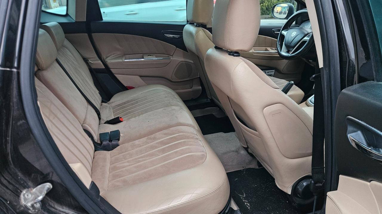 Lancia Delta 1.6 MJT DPF Selectronic Platino