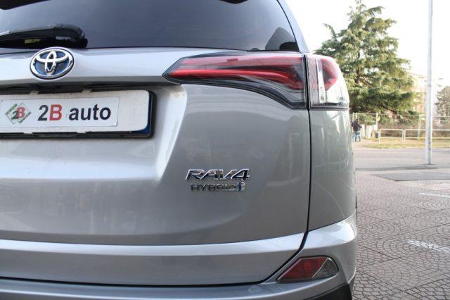 TOYOTA RAV 4 MY23 RAV4 2.5 Hybrid 2WD Lounge