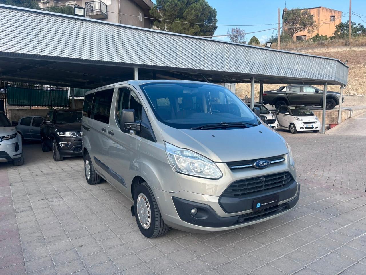 FORD TOURNEO CUSTOM