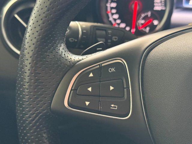 MERCEDES-BENZ GLA 200 d Automatic 4Matic Sport