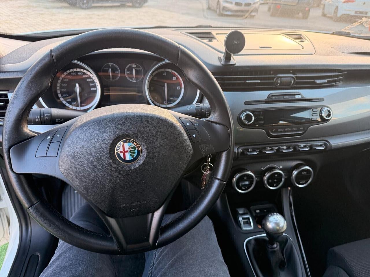 Alfa Romeo Giulietta 1.6 JTDm-2 105 CV Distinctive