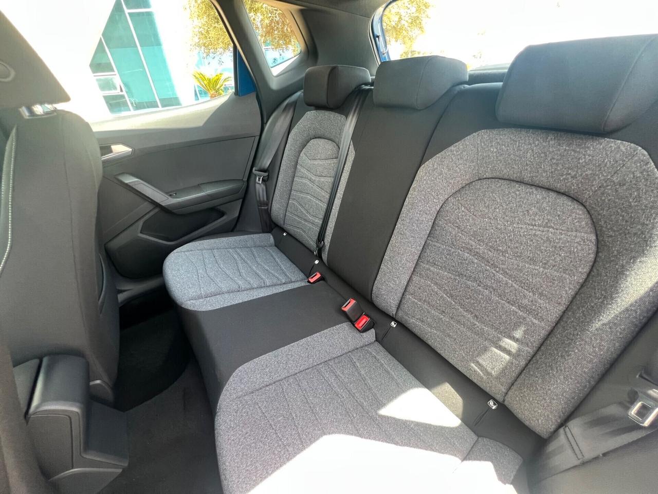 SEAT Arona Xperience 110cv offerta T-Stock prezzo imperdibile