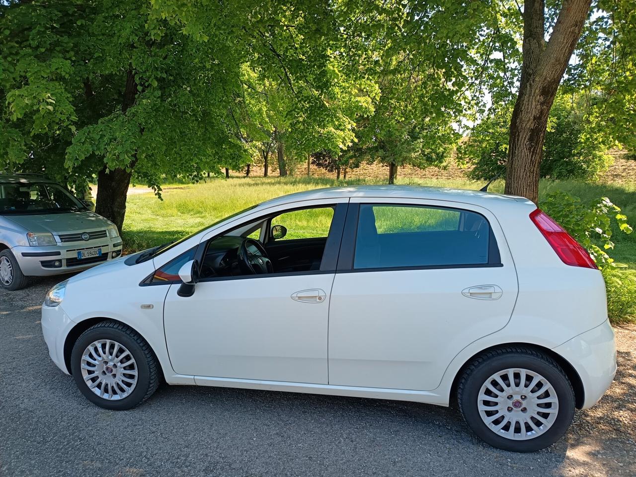 Fiat Grande Punto 1.2!GPL 5 porte Dynamic 2009 ok neo patente