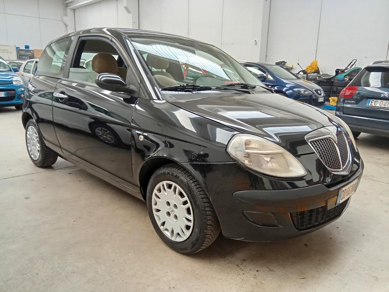 Lancia Ypsilon 1.2 BZ /NEOPATENTATI