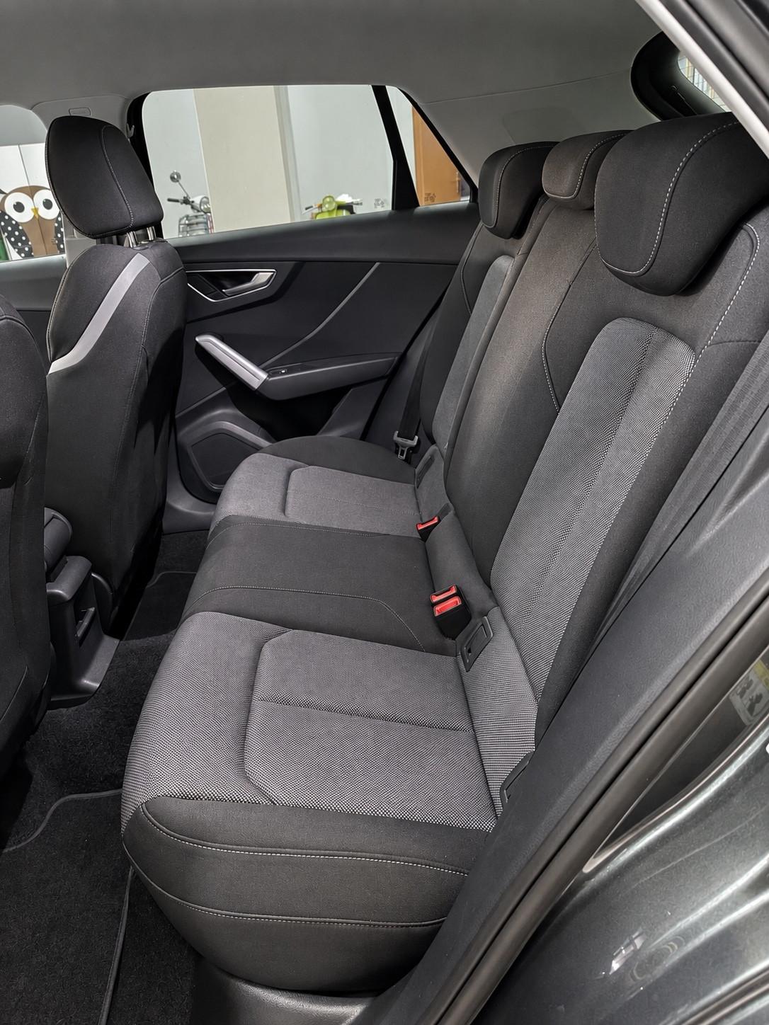 Audi Q2 40 TFSI quattro S tronic Identity Black