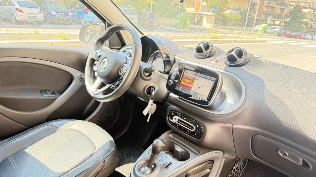 Smart ForFour 90 0.9 Turbo Prime LED NAVI KAMERA PANORAMA PDC BLUETOOTH BRACCIOLO