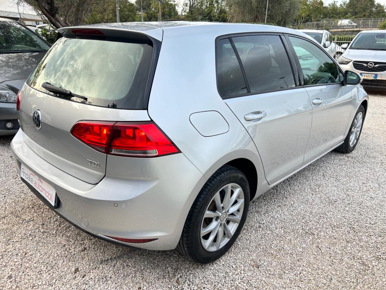 Volkswagen Golf 1.6TDI 5P COMFORTLINE NEOPATENTATI