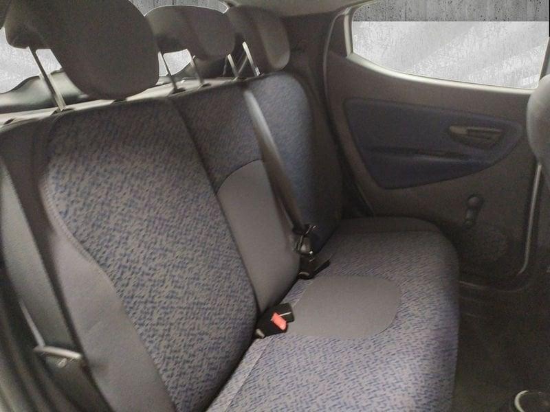 Lancia Ypsilon 1.0 firefly hybrid Silver Plus s&s 70cv