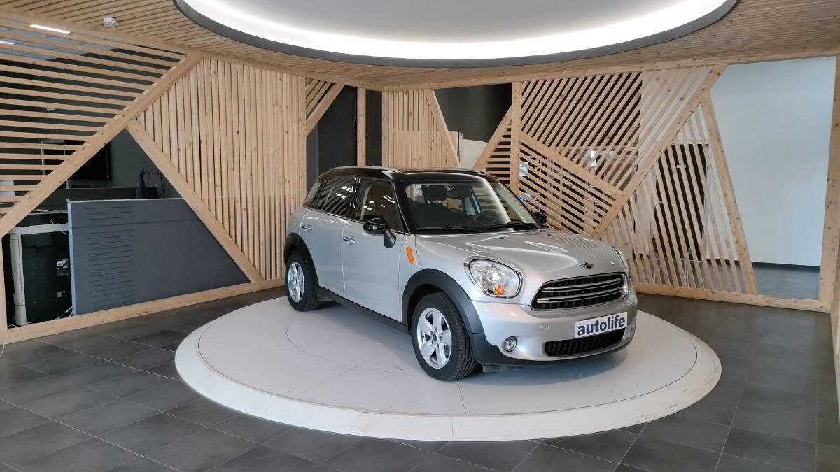 Mini Countryman 2.0 Cooper D Business auto E6