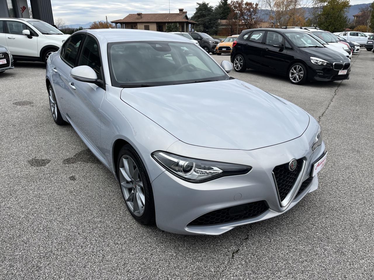 ALFA GIULIA 2200 JTD 160 CV AUT BUSINESS