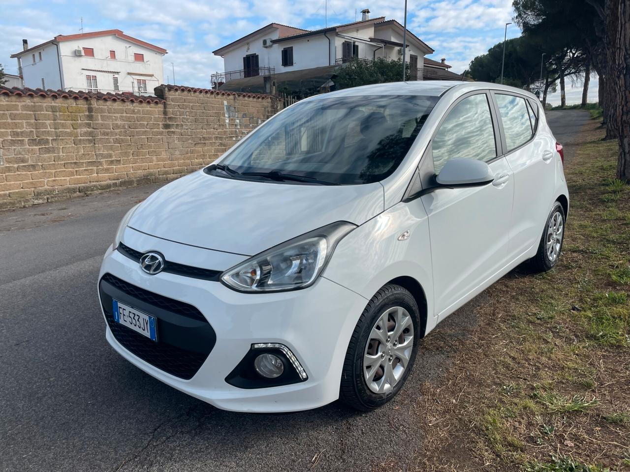 Hyundai i10 neopatentati