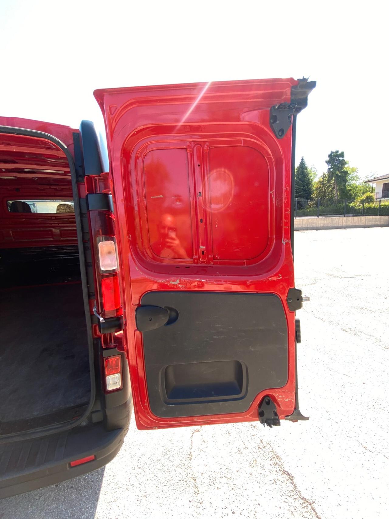 OPEL VIVARO CDTI