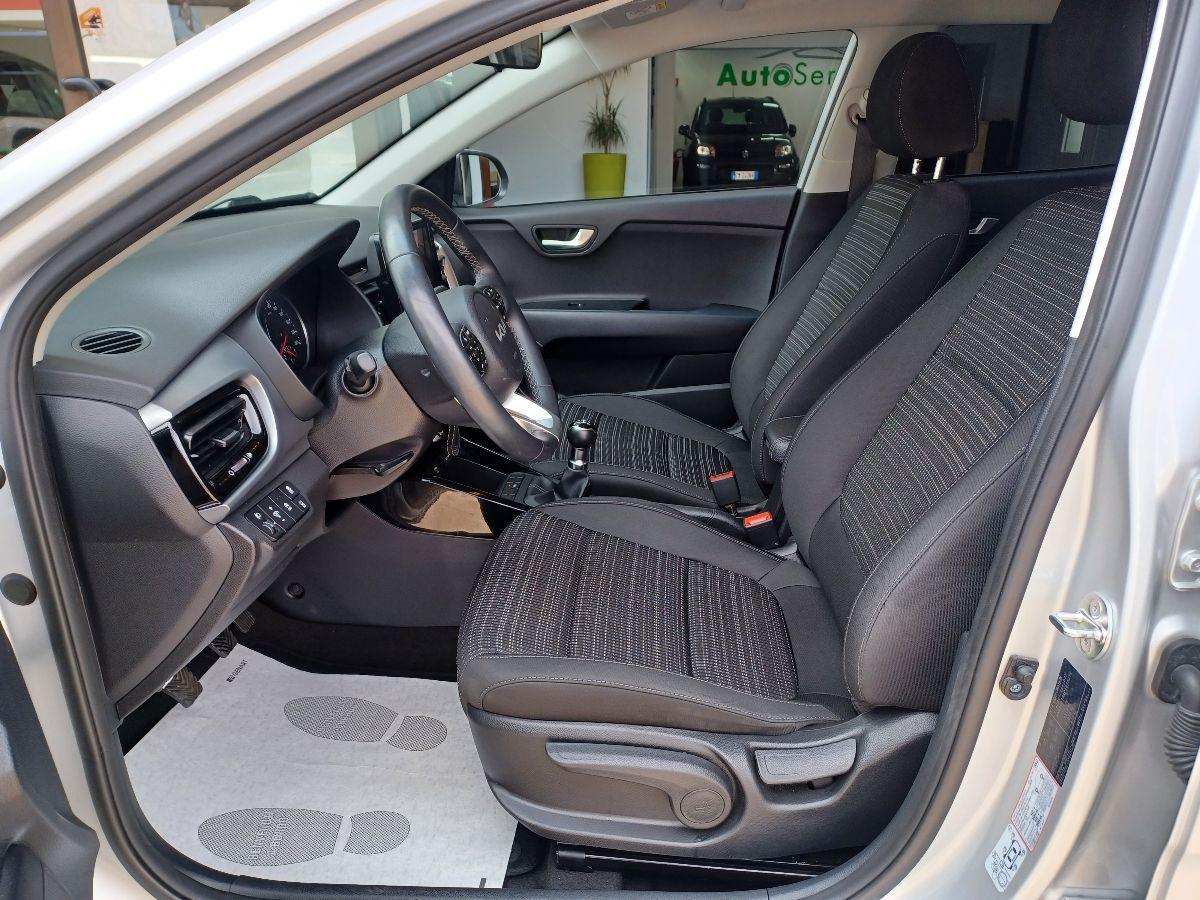 KIA - Stonic - 1.2 MPI 84 CV Style