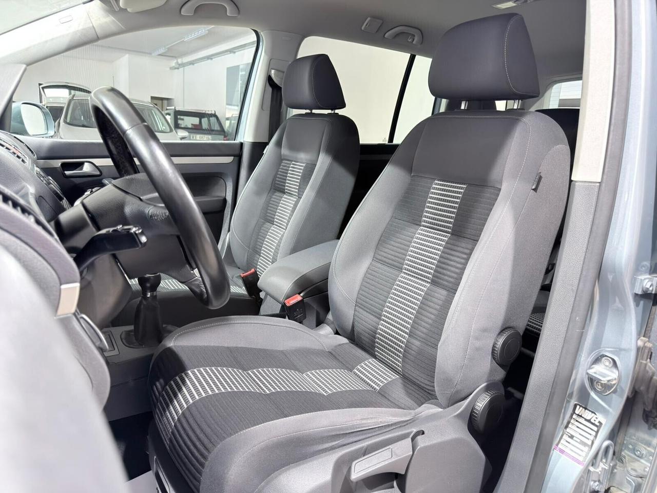 VOLKSWAGEN TOURAN 1.9 TDI 105cv 5P UNITED