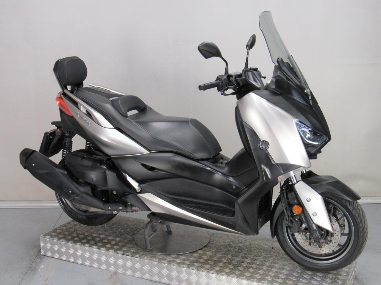 Yamaha X-Max 400 ABS