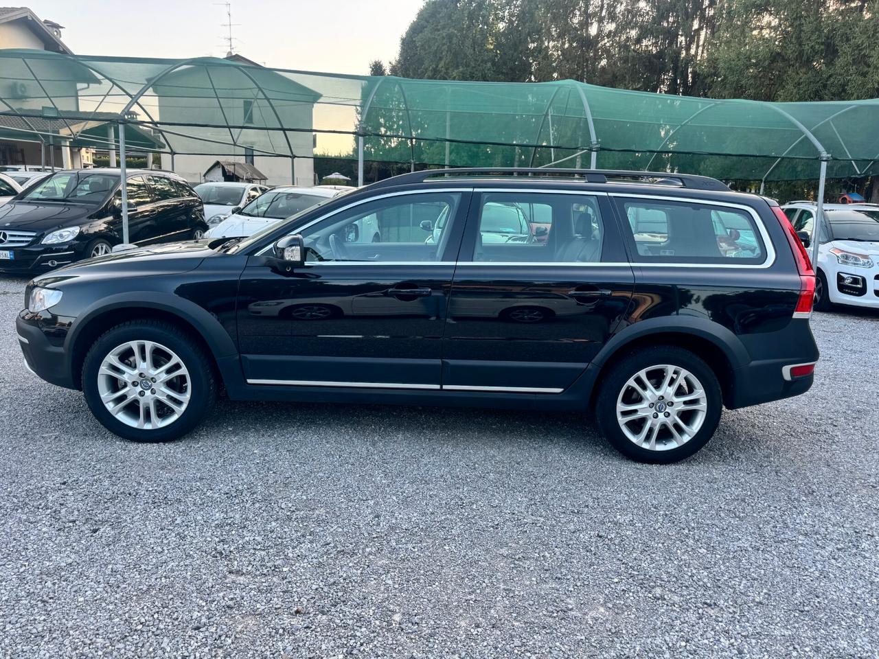 Volvo XC 70 XC70 D5 AWD Geartronic Momentum
