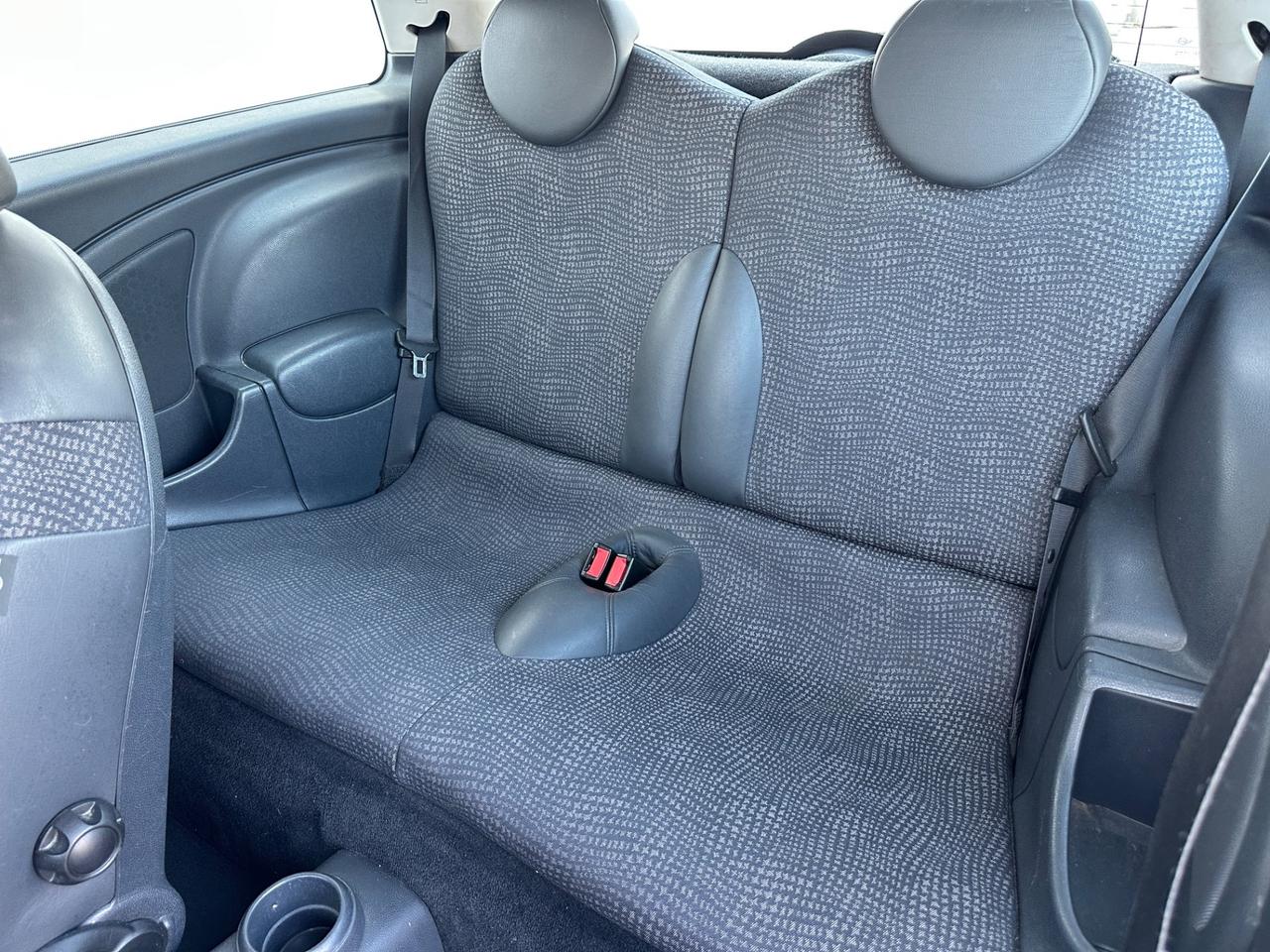 Mini 1.6 16V Cooper