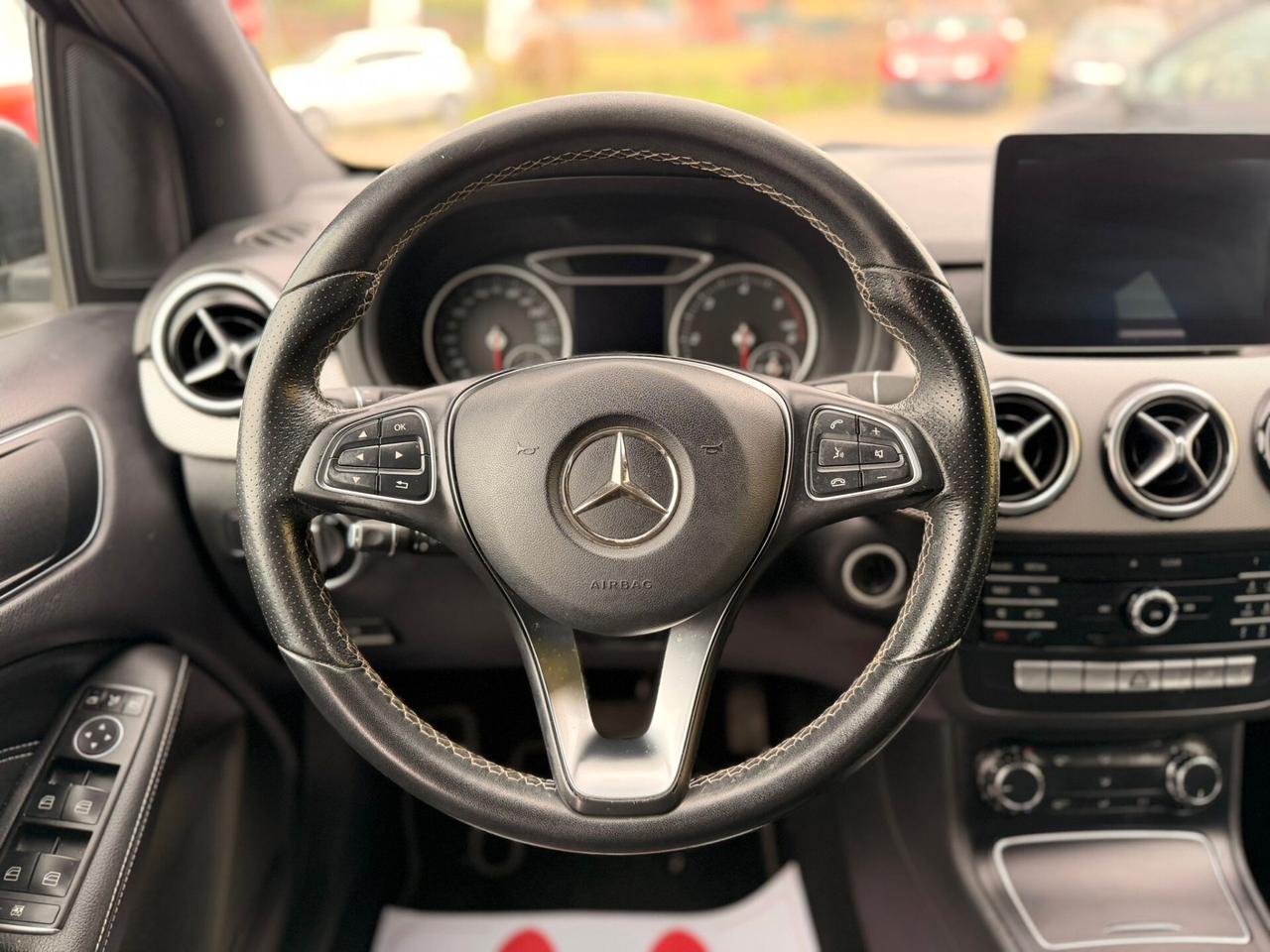 Mercedes-benz B 180 d Automatic Business