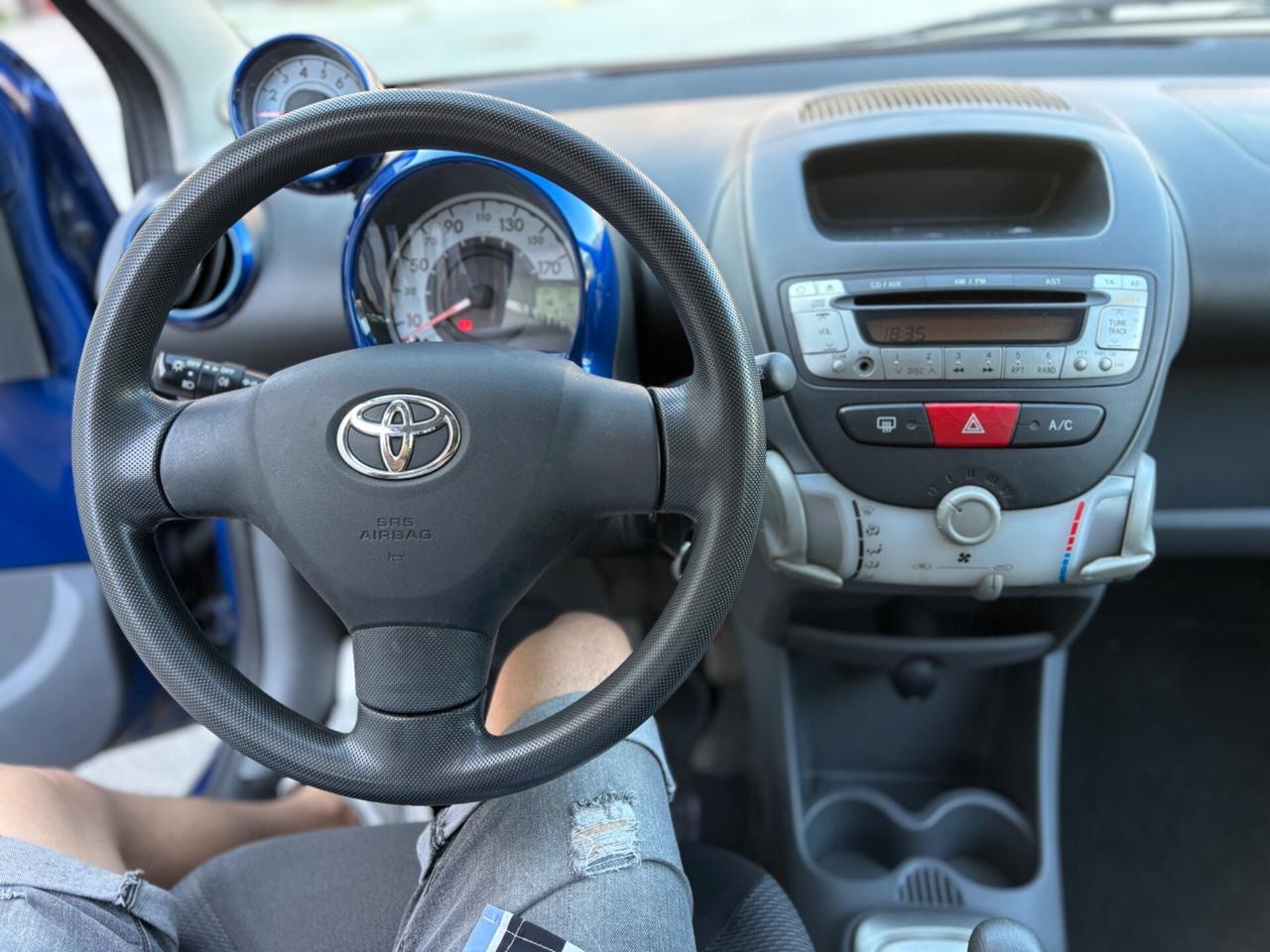 TOYOTA AYGO 1.0 BENZINA AUTOMATICA GARANZIA 12 MESI
