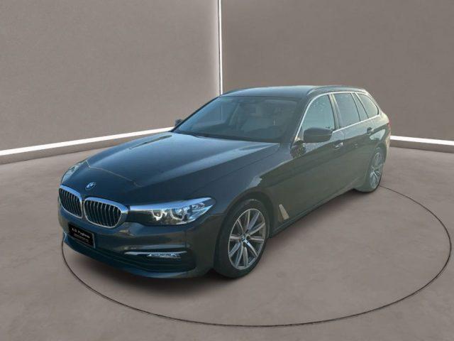 BMW 520 Serie 5(G30/31/F90) - d Touring Luxury