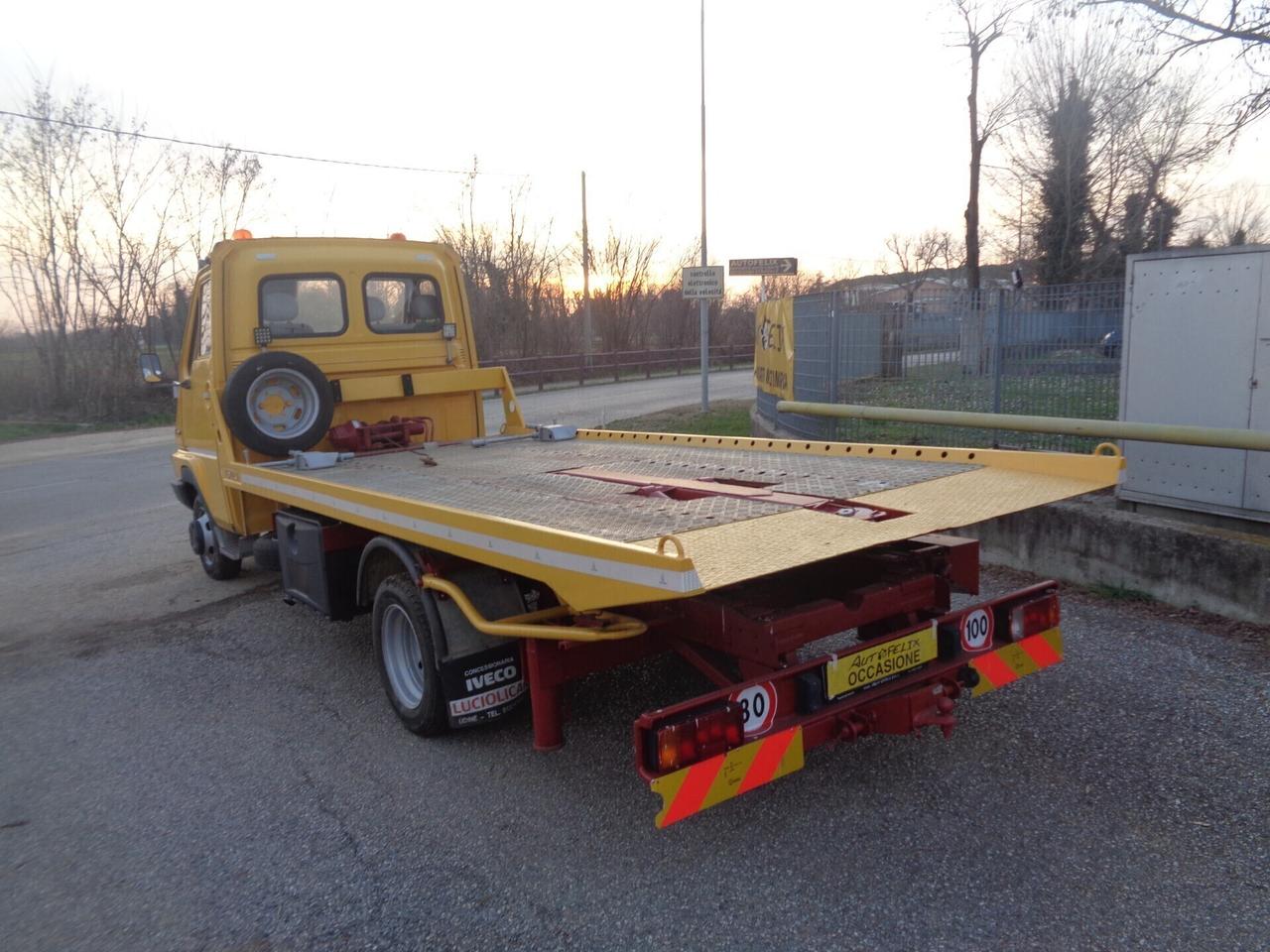 carroattrezzi scarrabile isoli radiocomando leggi