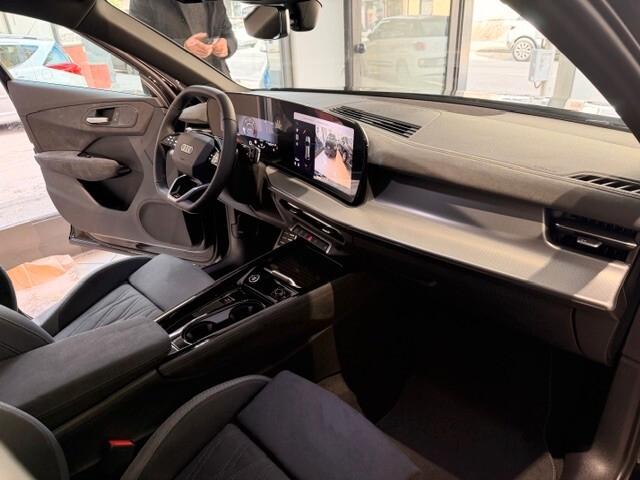 Audi Q3 Sportback Black line 35 TDI S-tronic NEW MODEL