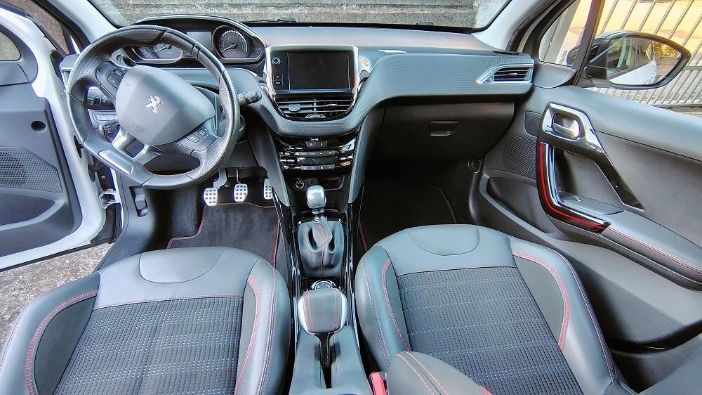 Peugeot 2008 gt-line 1.2 benzina 130 cv euro 6 distribuzione già fatta