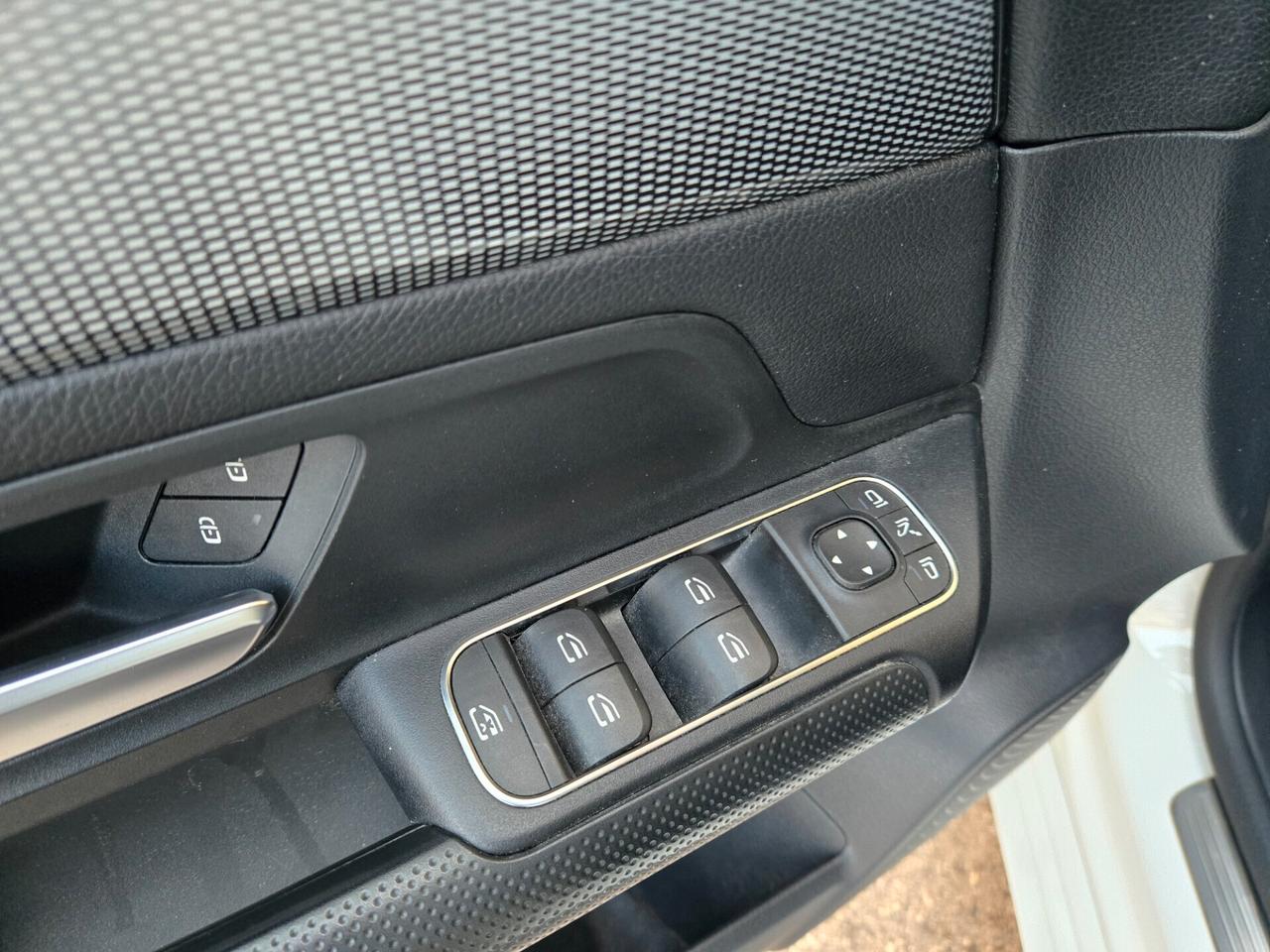 Mercedes-benz B 180 d Automatic