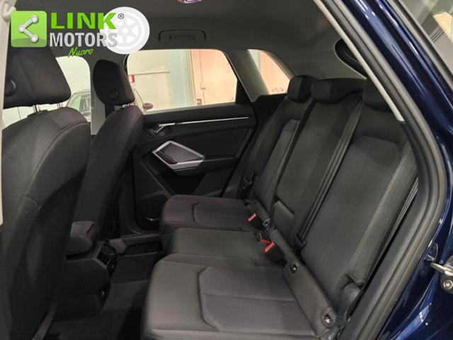 AUDI Q3 35 TDI Business Advanced