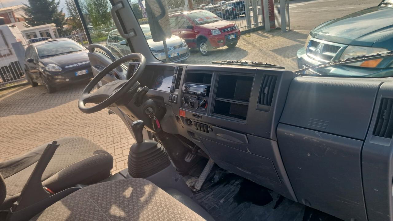 Isuzu 3.0 td ribalttabile trilaterale