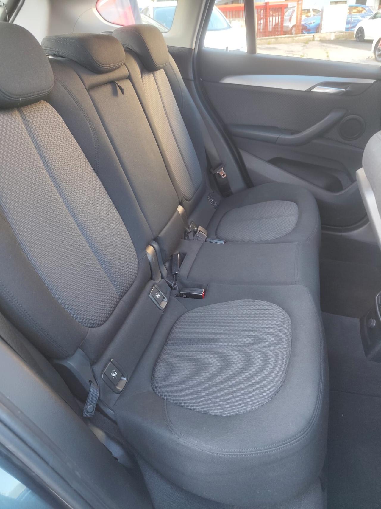 Bmw X1 sDrive18d Advantage * Navi * Full * Garantito 12 Mesi