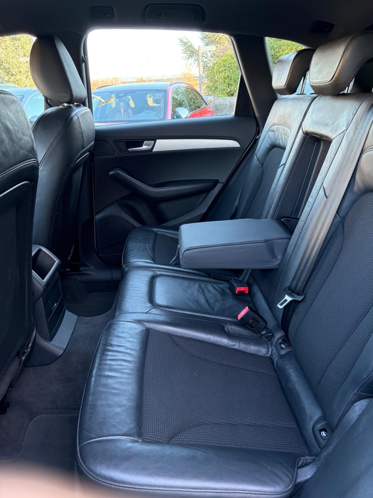 Audi Q5 2.0 TDI 143 CV quattro