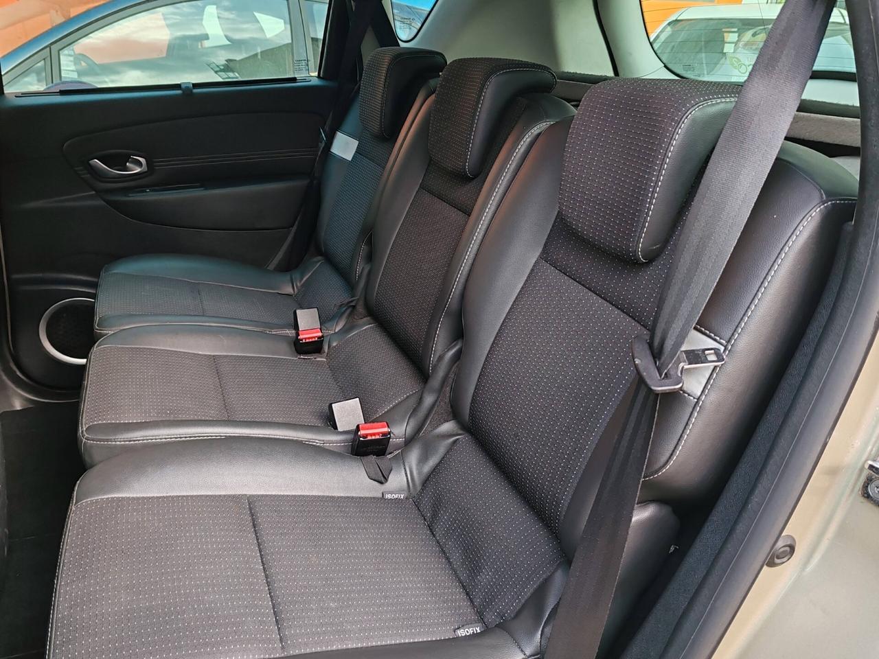 Renault Scenic Scénic X-Mod 1.5 dCi 110CV