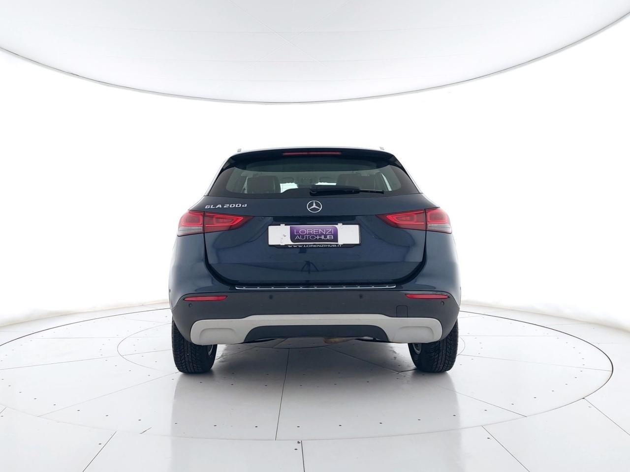 Mercedes-Benz GLA 200 d Business auto CAMERA+LED