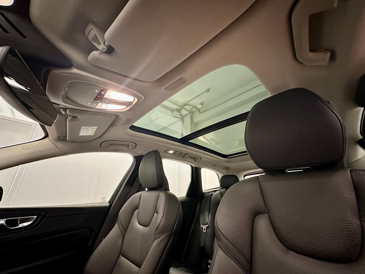 Volvo XC 60 XC60 T6 Recharge Plug-in Hybrid AWD automatico Plus Bright