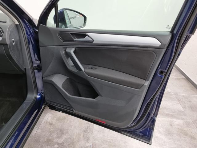 VOLKSWAGEN Tiguan 2.0 TDI SCR DSG 4MOTION Business BMT