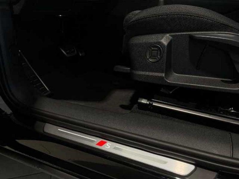 Audi Q3 Sportback Audi Sportback Business TFSI quattro 150 kW S tronic